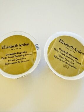 🔥 2/20: 1 Elizabeth Arden Ceramide Capsules Youth Restoring Serum 14 capsules